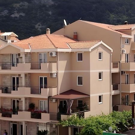 Apartmani Goran I Jelena Zec Budva Extérieur photo
