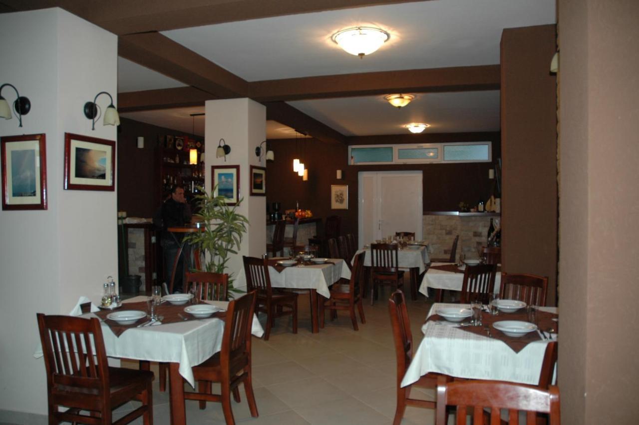 Apartmani Goran I Jelena Zec Budva Extérieur photo
