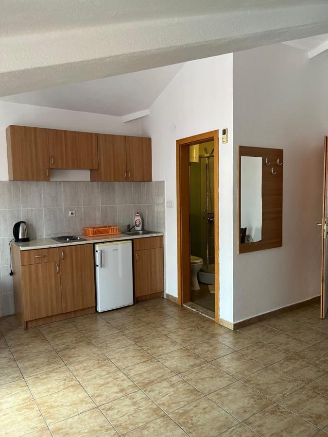 Apartmani Goran I Jelena Zec Budva Extérieur photo