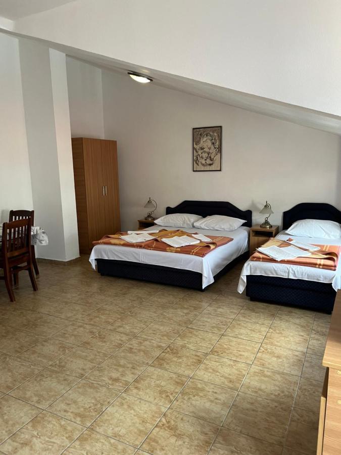 Apartmani Goran I Jelena Zec Budva Extérieur photo