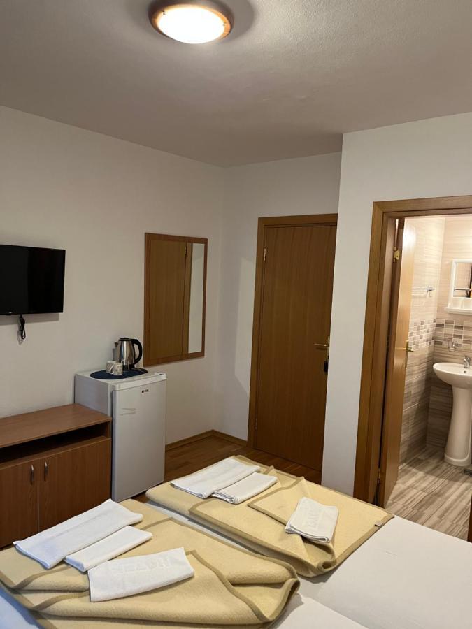 Apartmani Goran I Jelena Zec Budva Extérieur photo